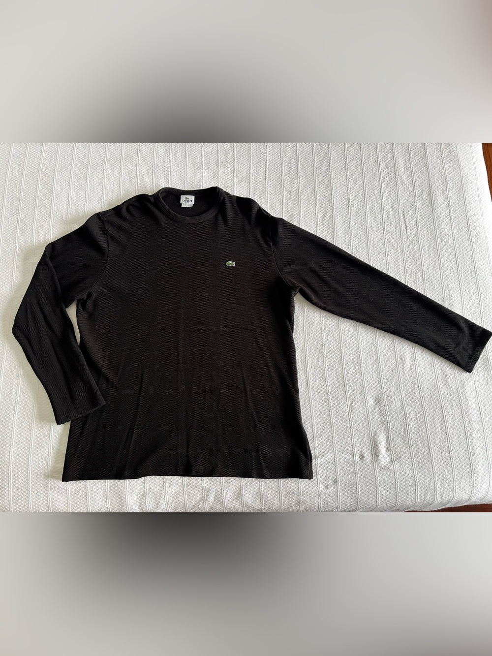 Lacoste Black Long-Sleeve Crewneck Shirt with Signature Crocodile